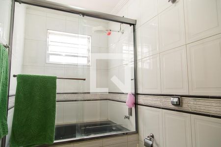 Casa à venda com 200m², 3 quartos e 2 vagasBanheiro da Suíte 1