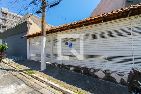 Casa para alugar com 320m², 3 quartos e sem vagaFachada