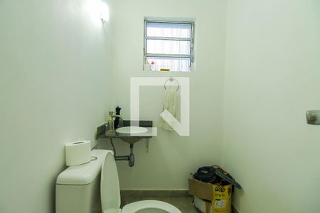 Casa para alugar com 320m², 3 quartos e sem vagaLavabo