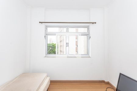 Quarto 2 de apartamento para alugar com 2 quartos, 90m² em Vila Clementino, São Paulo