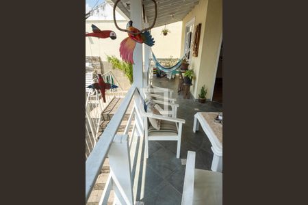 Casa à venda com 250m², 5 quartos e 3 vagas Casa à venda com 250m², 5 quartos e 3 vagasVaranda 1 andar