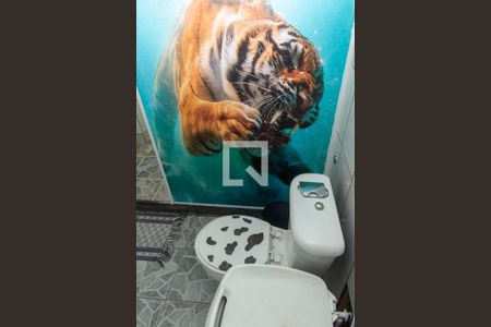 Casa à venda com 250m², 5 quartos e 3 vagas Casa à venda com 250m², 5 quartos e 3 vagasBanherio Socila 4 - Quarto