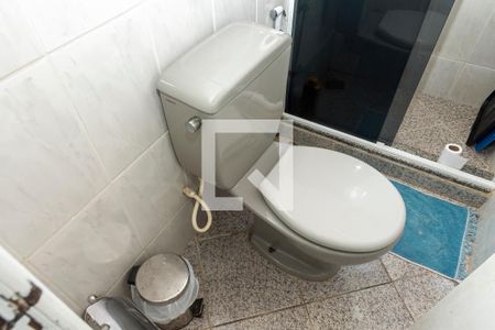 Casa à venda com 250m², 5 quartos e 3 vagas Casa à venda com 250m², 5 quartos e 3 vagasBanheiro Social 2