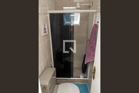 Casa à venda com 250m², 5 quartos e 3 vagas Casa à venda com 250m², 5 quartos e 3 vagasBanheiro Social 2