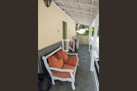 Casa à venda com 250m², 5 quartos e 3 vagas Casa à venda com 250m², 5 quartos e 3 vagasVaranda 2 Andar - Frente