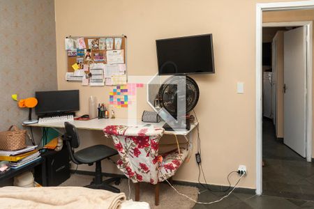 Casa à venda com 250m², 5 quartos e 3 vagas Casa à venda com 250m², 5 quartos e 3 vagasQuarto 3 - Armários