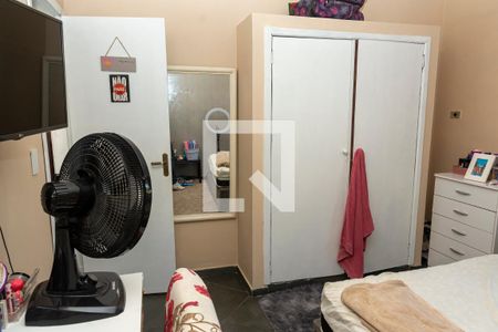 Casa à venda com 250m², 5 quartos e 3 vagas Casa à venda com 250m², 5 quartos e 3 vagasQuarto 3 - Armários