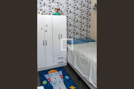 Casa à venda com 250m², 5 quartos e 3 vagas Casa à venda com 250m², 5 quartos e 3 vagasQuarto 4 - Armários