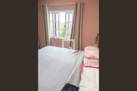 Casa à venda com 250m², 5 quartos e 3 vagas Casa à venda com 250m², 5 quartos e 3 vagasQuarto 5 Suite - Armários