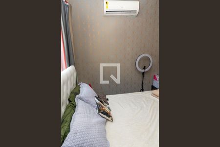 Casa à venda com 250m², 5 quartos e 3 vagas Casa à venda com 250m², 5 quartos e 3 vagasQuarto 3 - Armários