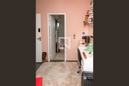 Casa à venda com 250m², 5 quartos e 3 vagas Casa à venda com 250m², 5 quartos e 3 vagasQuarto 5 Suite - Armários