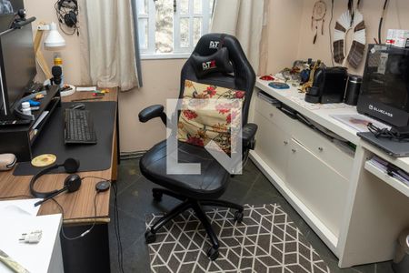 Casa à venda com 250m², 5 quartos e 3 vagas Casa à venda com 250m², 5 quartos e 3 vagasQuarto 1 Armários / Escritório