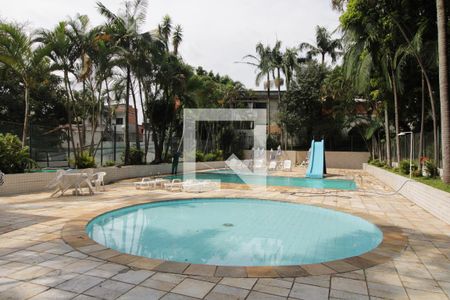 Apartamento à venda com 40m², 1 quarto e 1 vagaÁrea comum - Piscina