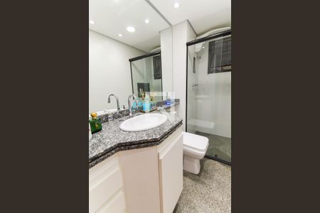 Apartamento à venda com 190m², 3 quartos e 3 vagasBanheiro 