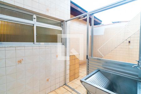 Casa à venda com 250m², 3 quartos e 2 vagasLavanderia 