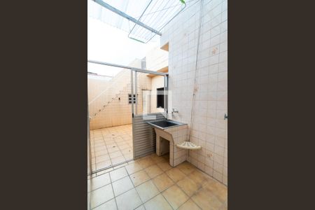 Casa à venda com 250m², 3 quartos e 2 vagasLavanderia 