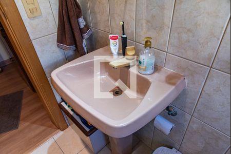 Casa à venda com 268m², 5 quartos e 3 vagasEdícula/banheiro