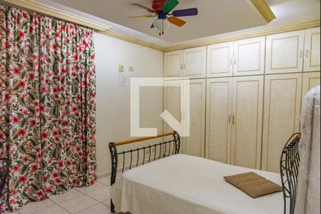 Casa à venda com 268m², 5 quartos e 3 vagasSuíte 3