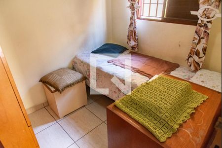 Casa à venda com 268m², 5 quartos e 3 vagasQuarto de serviço