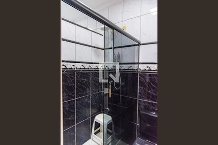 Casa à venda com 268m², 5 quartos e 3 vagasBanheiro da suíte 2