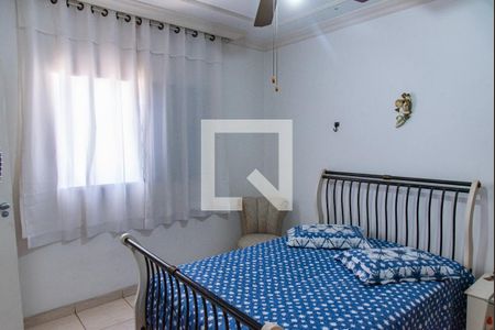 Casa à venda com 268m², 5 quartos e 3 vagasSuíte 2