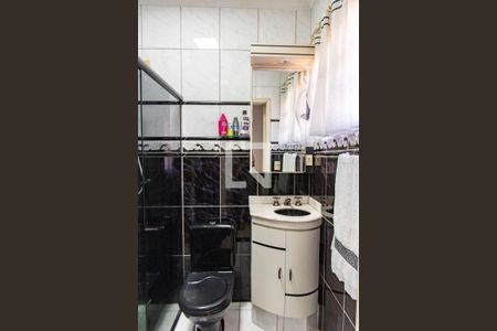 Casa à venda com 268m², 5 quartos e 3 vagasBanheiro da suíte 2