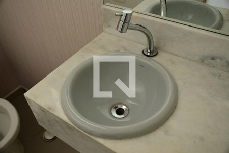 Casa de condomínio para alugar com 125m², 3 quartos e 2 vagasLavabo