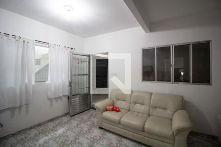 Sala de casa à venda com 3 quartos, 250m² em Conjunto Residencial José Bonifácio, São Paulo