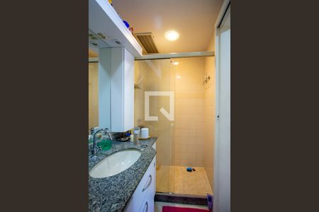 Apartamento à venda com 105m², 4 quartos e 2 vagasBanheiro da Suíte