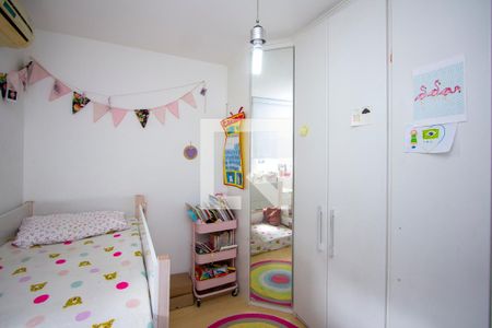 Apartamento à venda com 105m², 4 quartos e 2 vagasQuarto 2