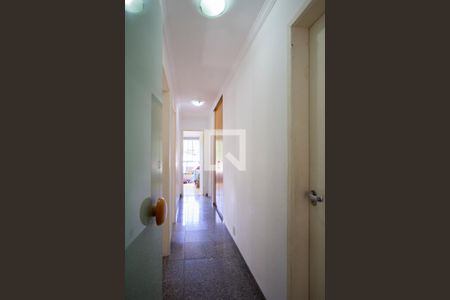 Apartamento à venda com 105m², 4 quartos e 2 vagasCorredor