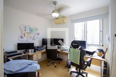 Apartamento à venda com 105m², 4 quartos e 2 vagasQuarto 3