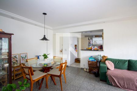 Apartamento à venda com 105m², 4 quartos e 2 vagasSala