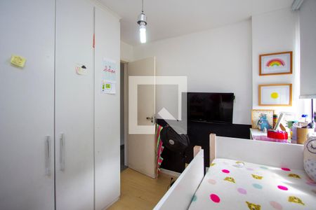 Apartamento à venda com 105m², 4 quartos e 2 vagasQuarto 2