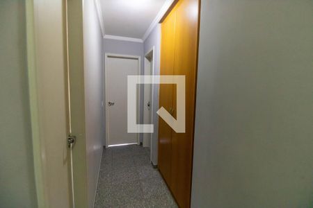 Corredor de apartamento à venda com 4 quartos, 105m² em Vital Brasil, Niterói