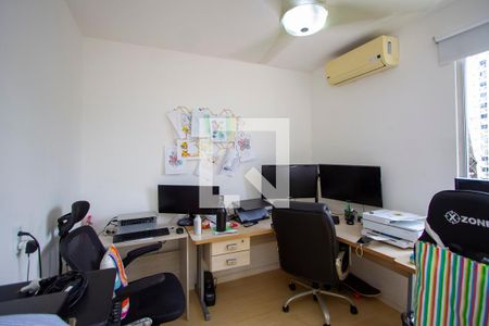 Apartamento à venda com 105m², 4 quartos e 2 vagasQuarto 3