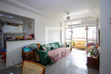 Apartamento à venda com 105m², 4 quartos e 2 vagasSala