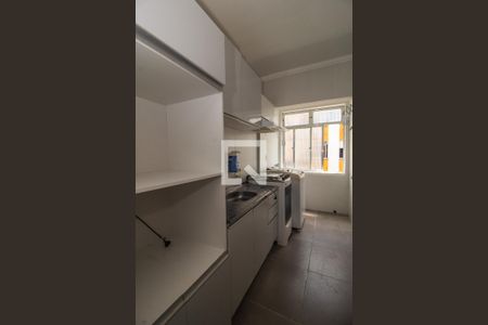 Cozinha de apartamento para alugar com 3 quartos, 65m² em Vila Nova, Porto Alegre