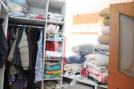 Casa à venda com 166m², 3 quartos e 3 vagasCloset do Quarto 1 