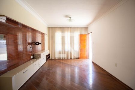Sala de casa para alugar com 3 quartos, 210m² em Fazenda Aricanduva, São Paulo