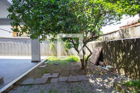 Casa à venda com 210m², 3 quartos e 4 vagasJardim