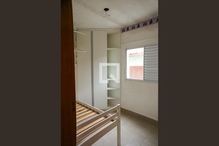 Casa à venda com 270m², 6 quartos e 3 vagas Casa à venda com 270m², 6 quartos e 3 vagasQuarto 1 - Armários