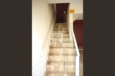 Casa à venda com 270m², 6 quartos e 3 vagas Casa à venda com 270m², 6 quartos e 3 vagasescada da area de churrasco