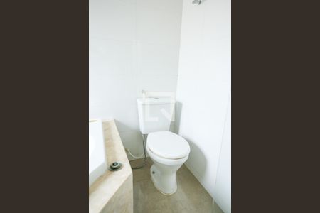 Casa à venda com 270m², 6 quartos e 3 vagas Casa à venda com 270m², 6 quartos e 3 vagasBanheiro da Suíte 1