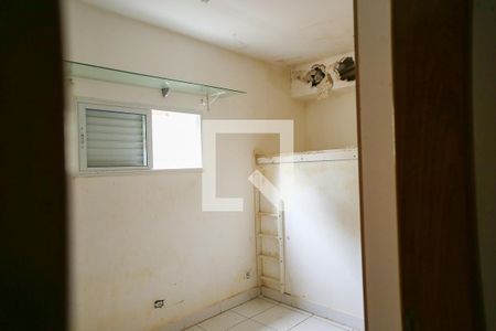 Casa à venda com 270m², 6 quartos e 3 vagas Casa à venda com 270m², 6 quartos e 3 vagasQuarto 3