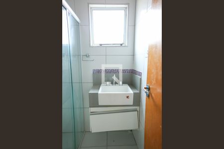 Casa à venda com 270m², 6 quartos e 3 vagas Casa à venda com 270m², 6 quartos e 3 vagasBanheiro - torneira