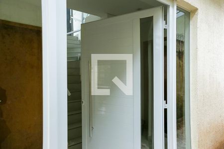 Casa à venda com 270m², 6 quartos e 3 vagas Casa à venda com 270m², 6 quartos e 3 vagasentrada sala