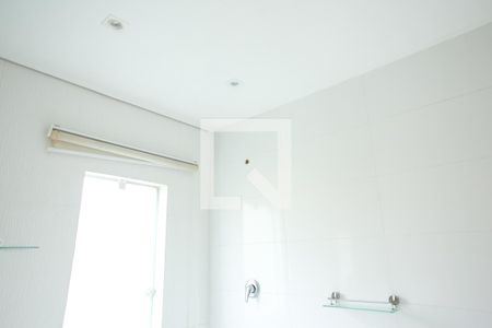 Casa à venda com 270m², 6 quartos e 3 vagas Casa à venda com 270m², 6 quartos e 3 vagasBanheiro da Suíte 1