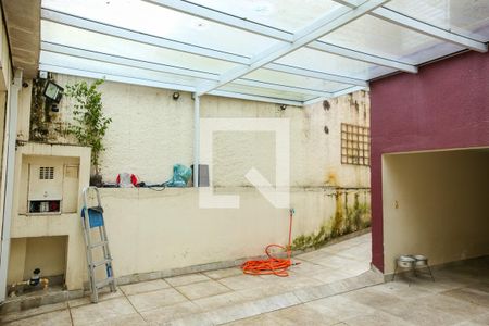 Casa à venda com 270m², 6 quartos e 3 vagas Casa à venda com 270m², 6 quartos e 3 vagasGaragem