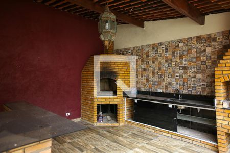 Casa à venda com 270m², 6 quartos e 3 vagas Casa à venda com 270m², 6 quartos e 3 vagasChurrasqueira